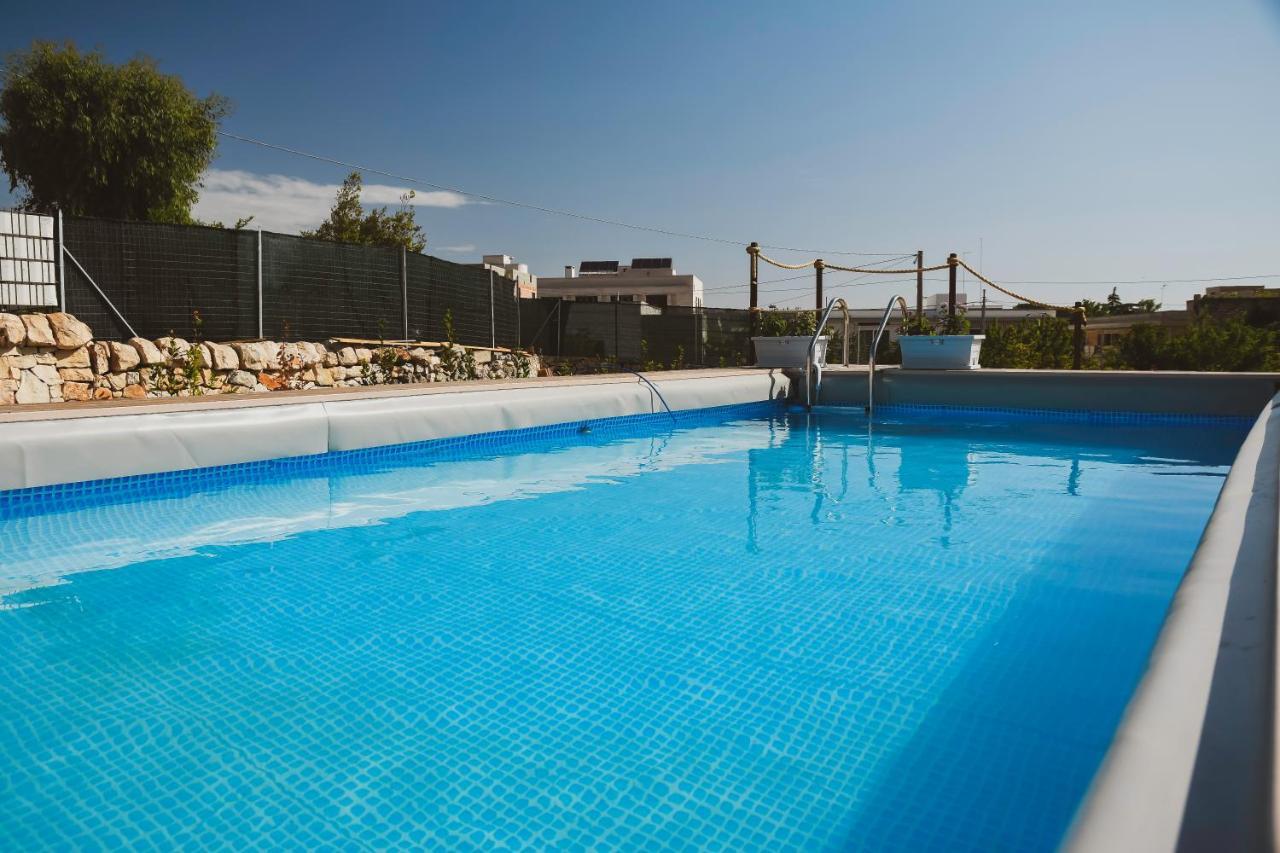 Trulli Donna Isabella Bed & Breakfast Locorotondo Exterior photo